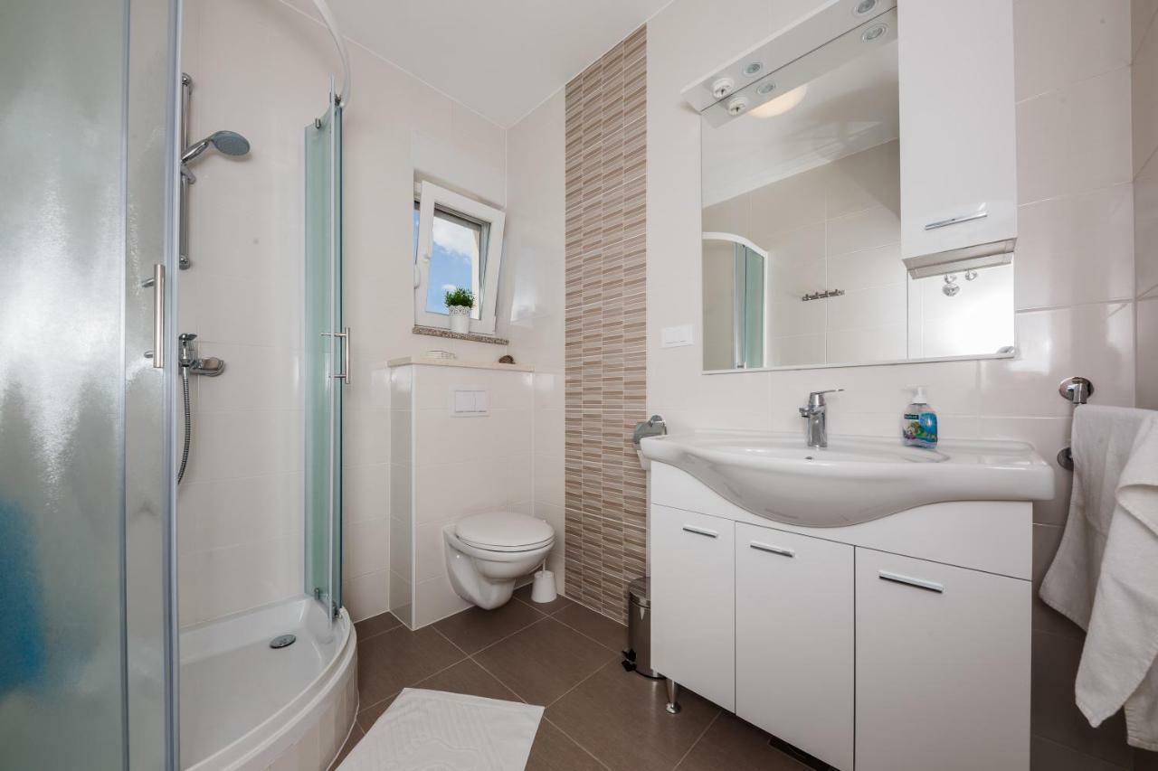 Apartments Mare Трогір Номер фото